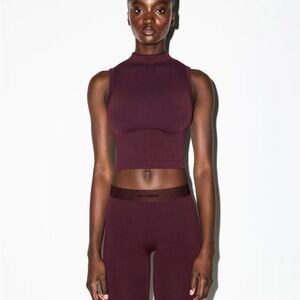 NikeSKIMS VINTAGE SEAMLESS MOCK NECK BRA TOP